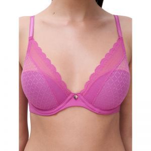 norah chic Rosebud