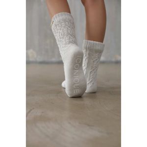 iconw off white